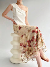 Privé Women's Elegant Floral Embroidery Heavy Work Fish Tail Skirt For Wedding Season And Date